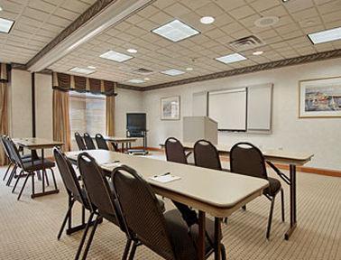 La Quinta Inn & Suites By Wyndham Mooresville Bekvämligheter bild